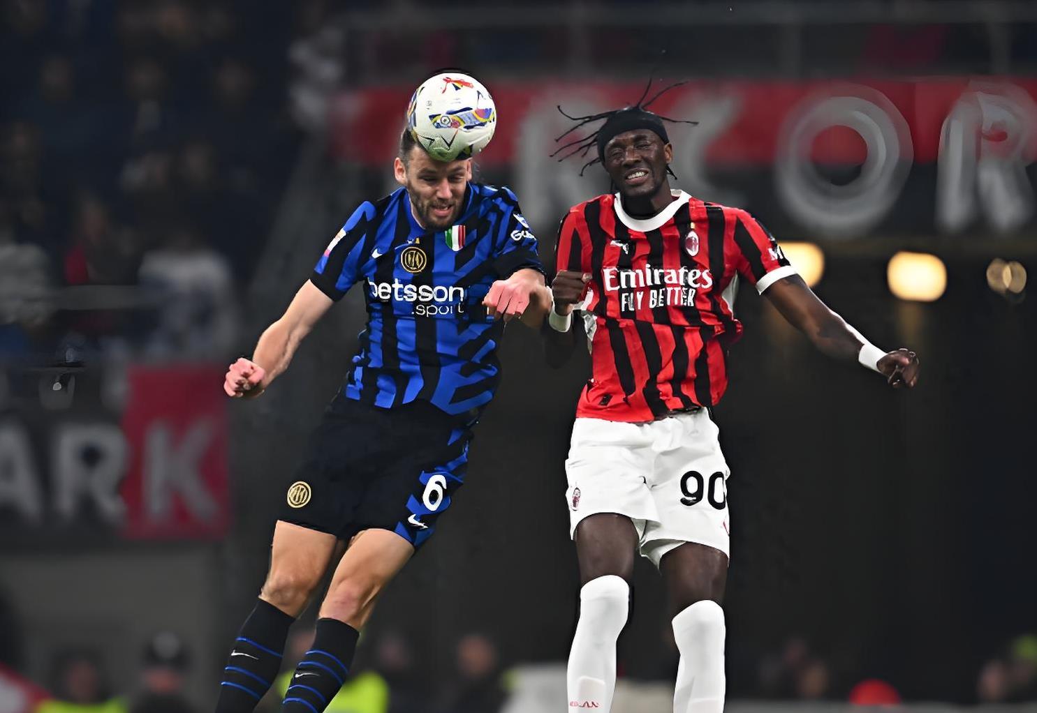 尤文图斯继续领跑意甲榜首,米兰德比AC米兰逆转击败国际米兰 尤文图斯继续领跑意甲榜首,米兰德比AC米兰逆转击败国际米兰