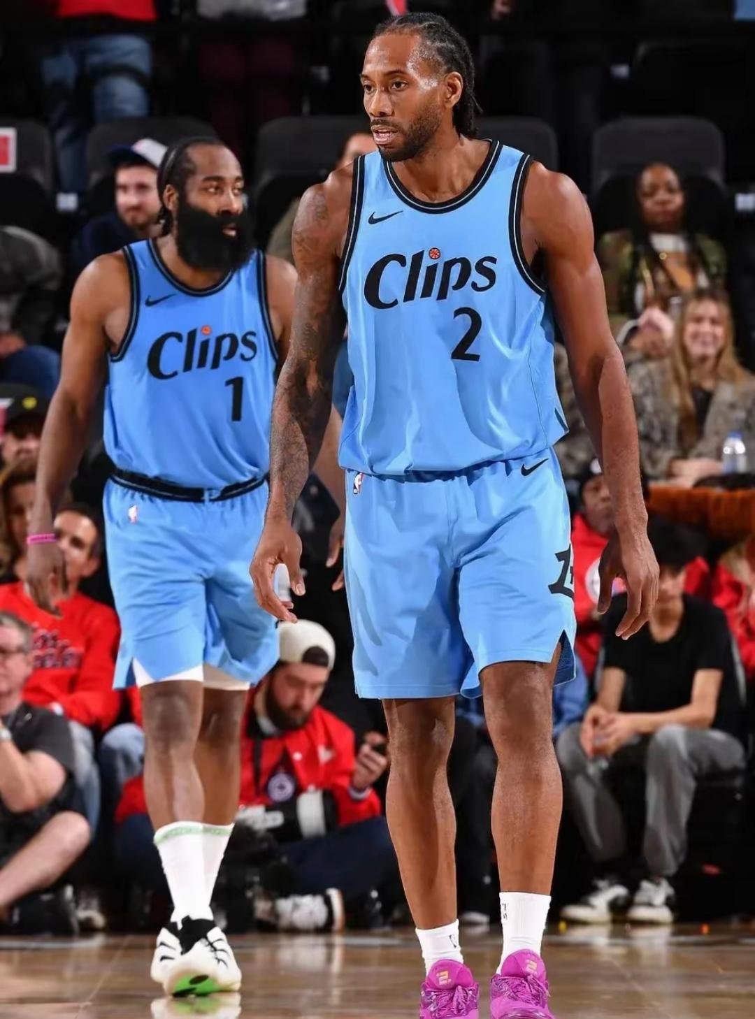 快船惜败掘金,遭遇两连败 快船惜败掘金,遭遇两连败