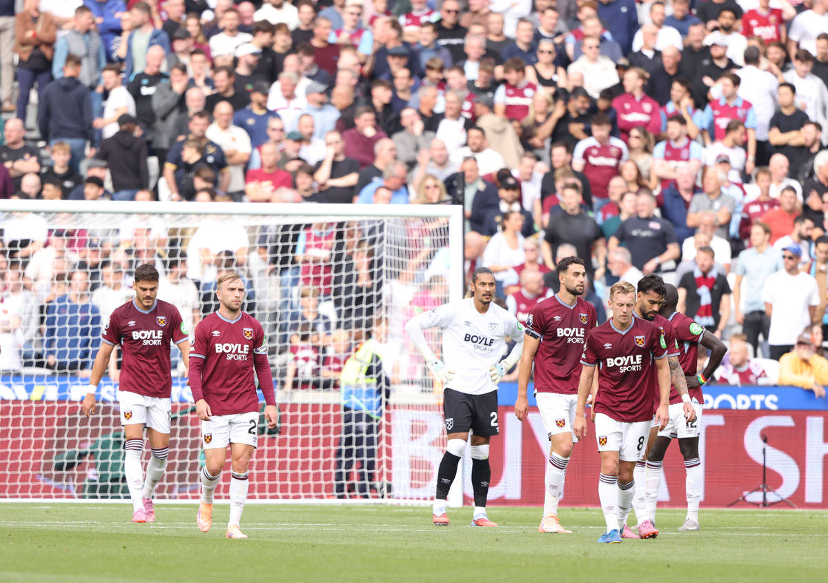谢菲联主场失利,寻找突破口的简单介绍 谢菲联主场失利,寻找突破口的简单介绍